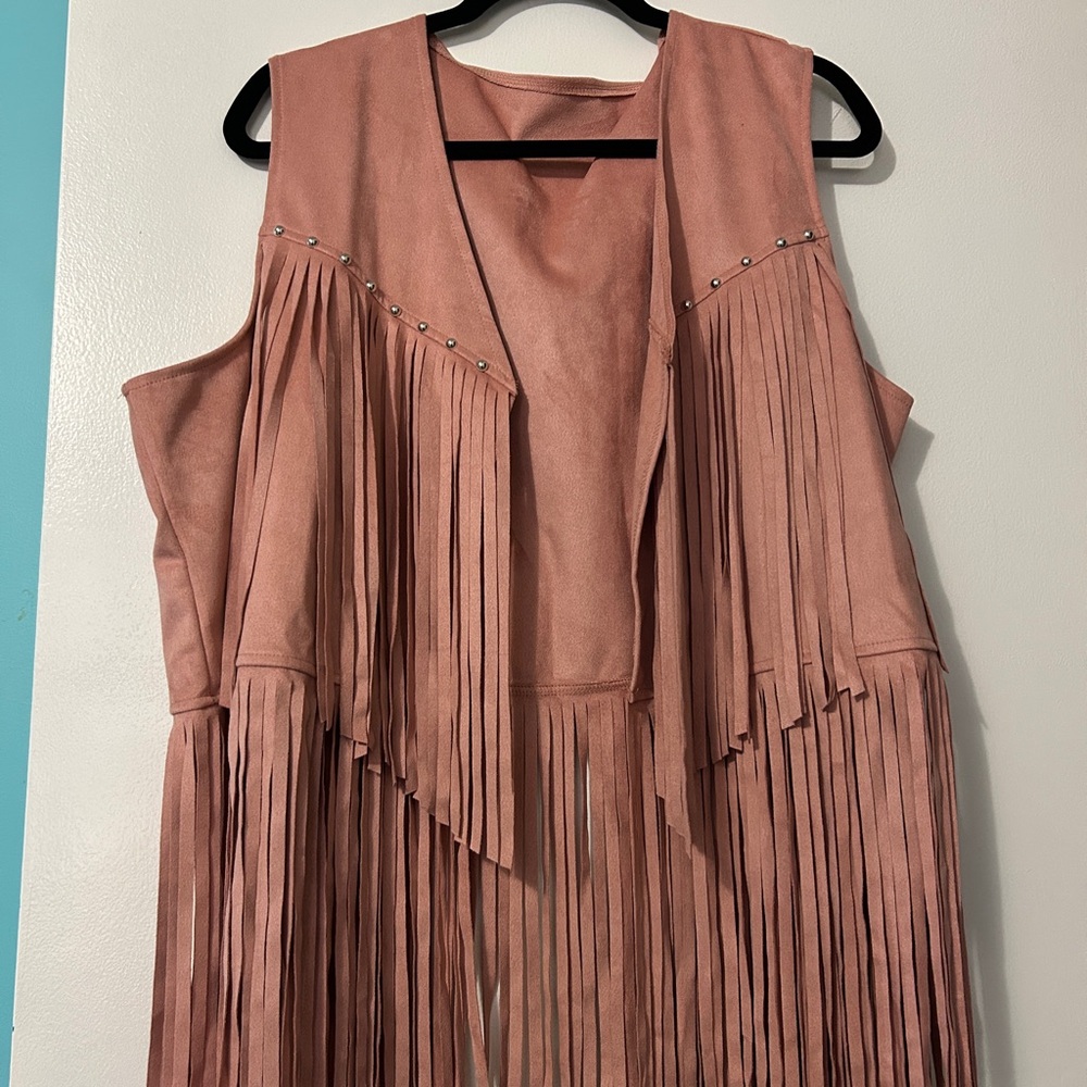 ✂️Women's Fringe Vest in Pink ✂️ - Picture 10 of 11